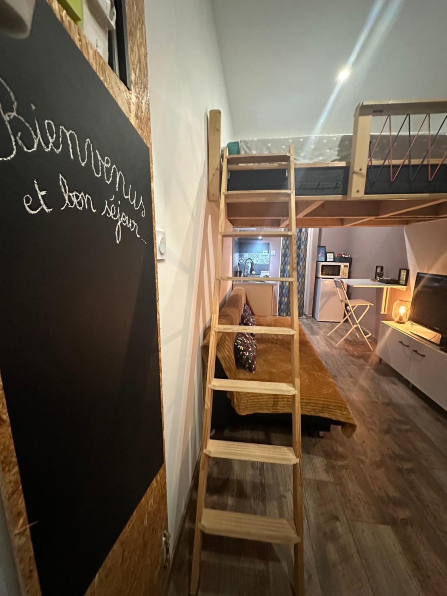 La Tiny : Adorable Petit Studio /Parking Gratuit. Angoulême Eksteriør bilde