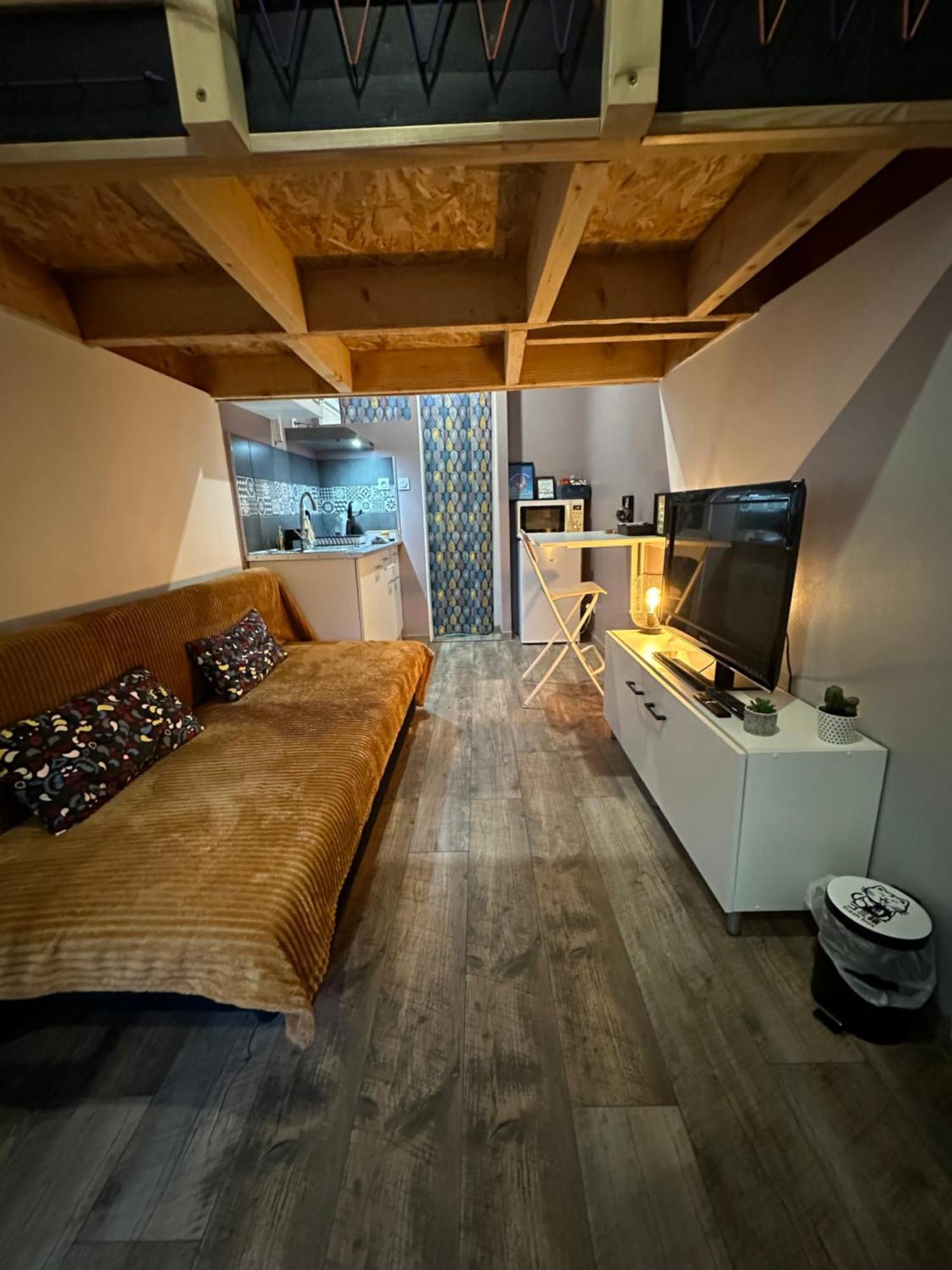 La Tiny : Adorable Petit Studio /Parking Gratuit. Angoulême Eksteriør bilde