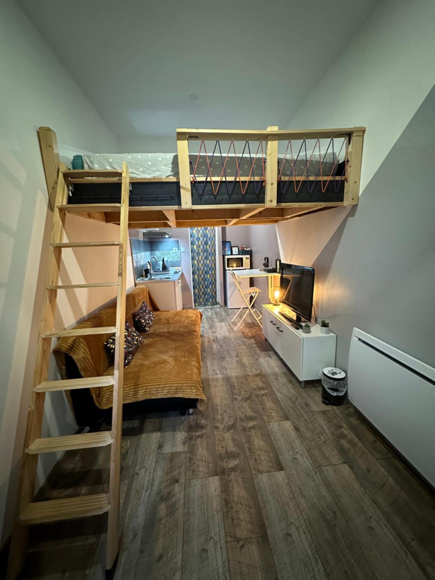 La Tiny : Adorable Petit Studio /Parking Gratuit. Angoulême Eksteriør bilde