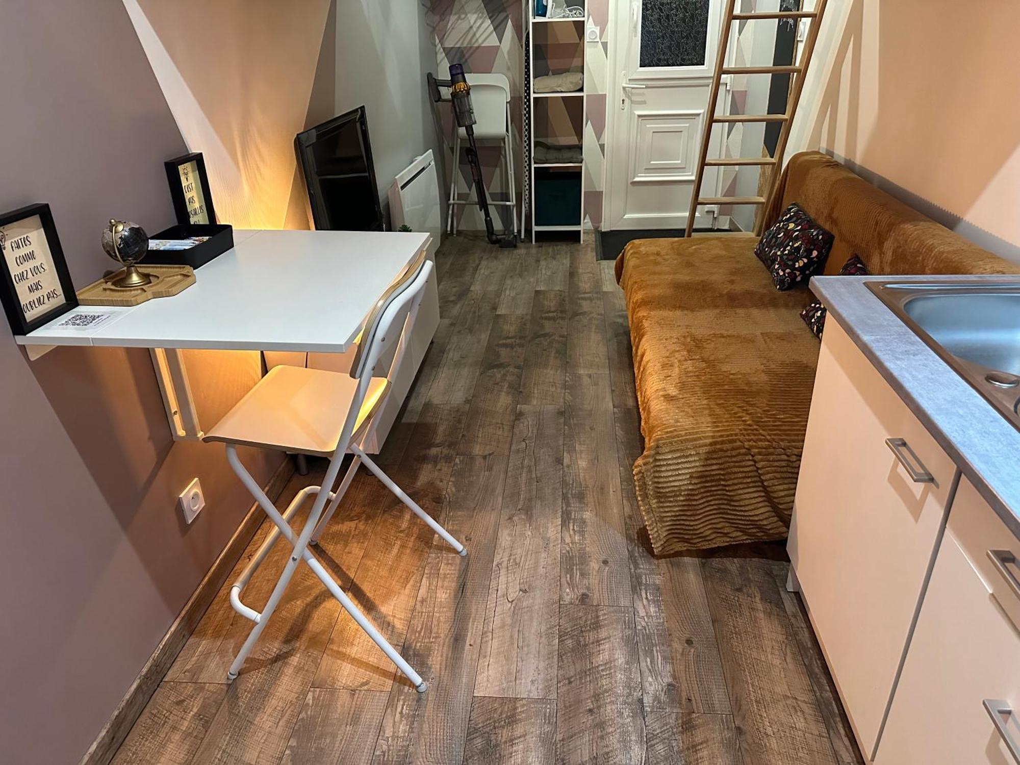 La Tiny : Adorable Petit Studio /Parking Gratuit. Angoulême Eksteriør bilde